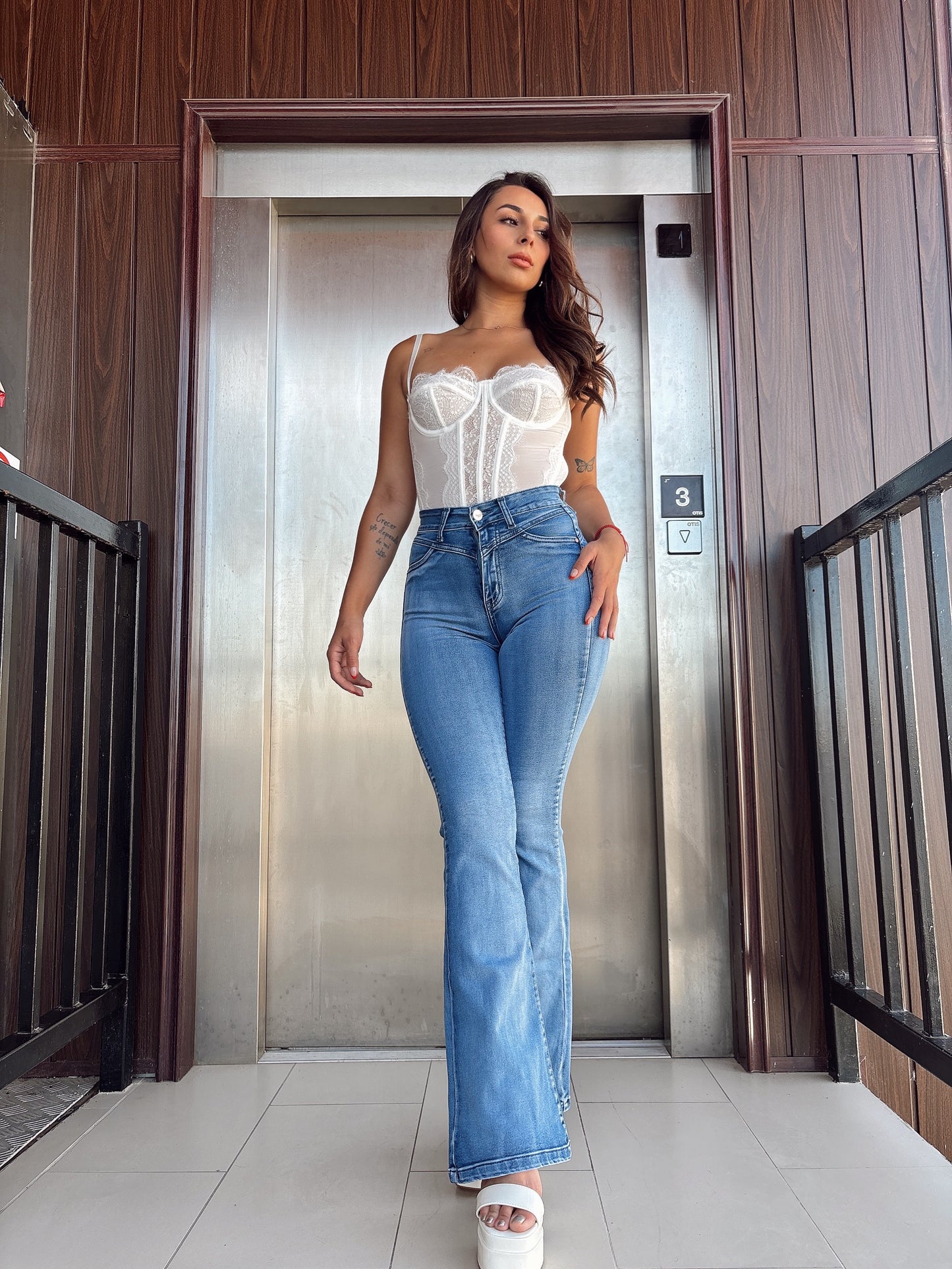 Jeans Flare Curva Perfecta